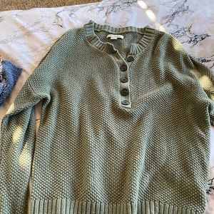 AEO sweater